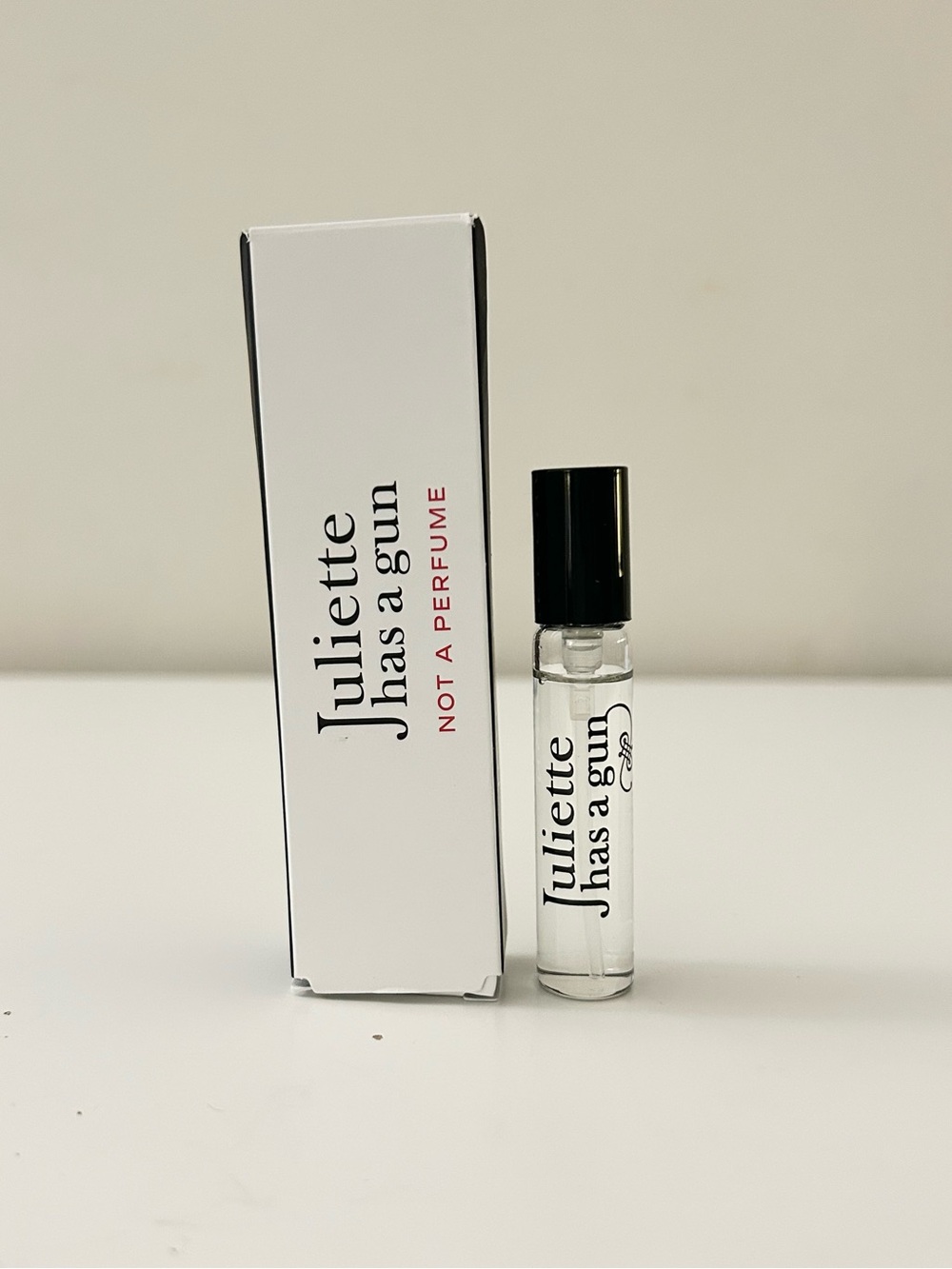 🌸JULIET HAS A GUN Not A Perfume EDP Spray Deluxe Mini 5 mL